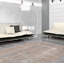 Tapis gris en laine noué à la main de conception unique et de style années 2000 4 pi 7 po x 7 pi 9 po Okechuku