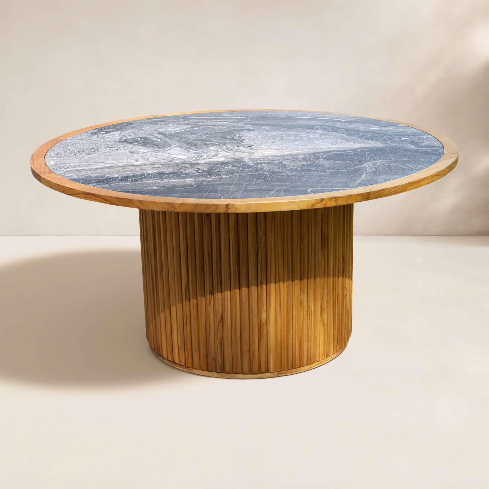 Round Fluted Orobico Sintered Stone Dining Table, Gray