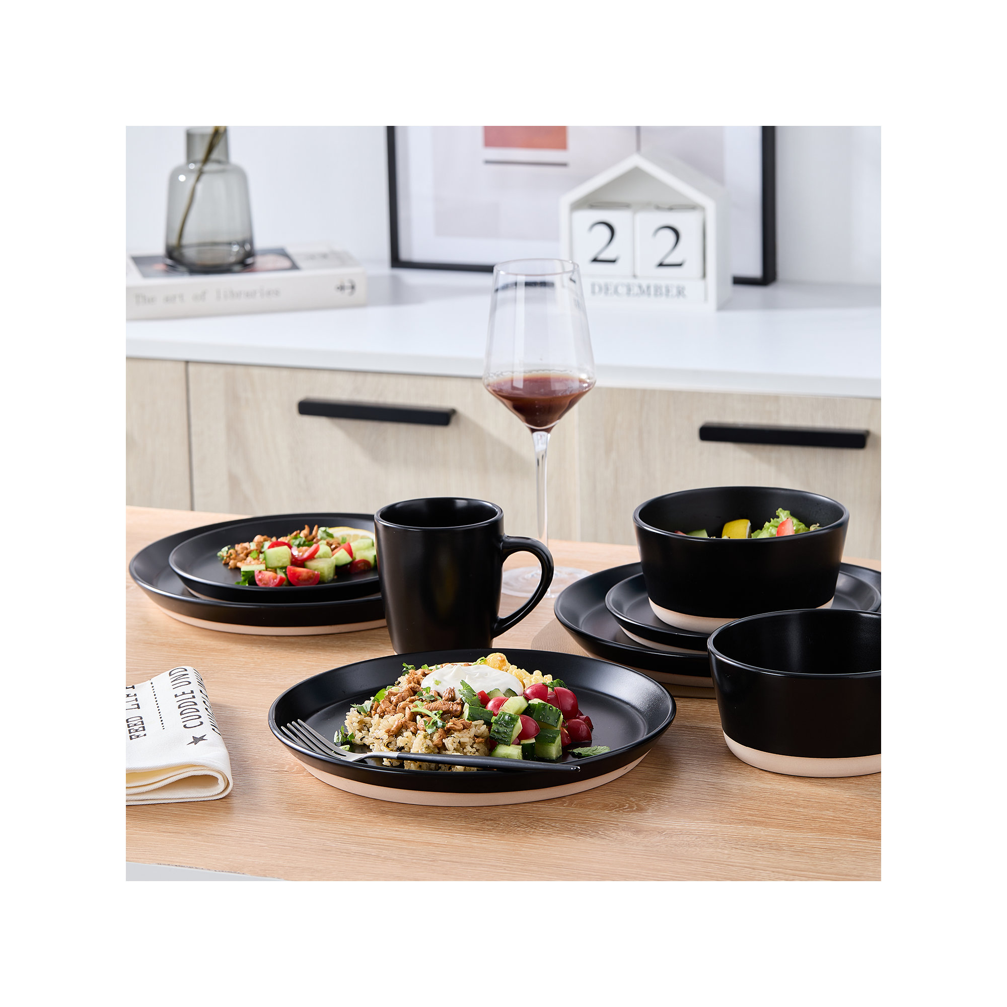 Stone Lain Jules 16-Piece Dinnerware Set Stoneware, Black