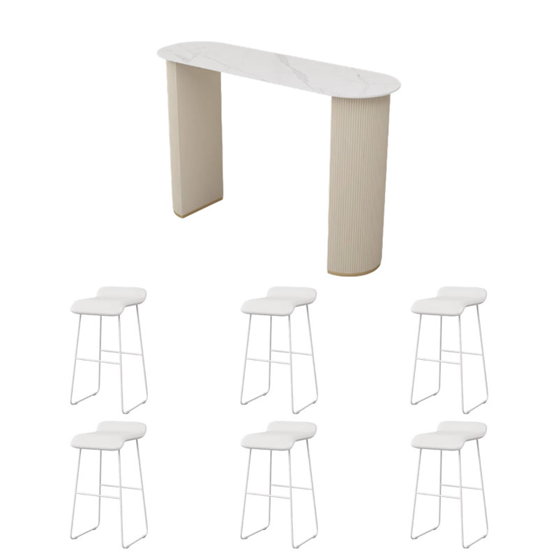 Une table de bar de style crème légère et luxueuse, H 41,3 po x L 70,8 po x l 19,6 po, Blanc, Beige