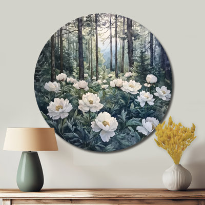 Pivoines dans la forêt alpine II - pivoines rondes, art mural en métal blanc traditionnel