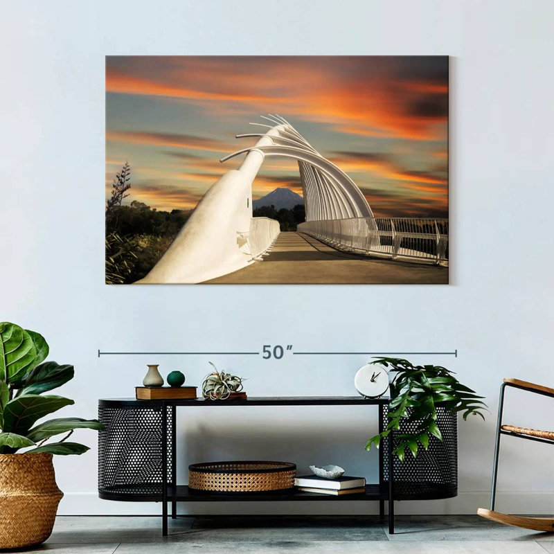Lilie Te Rewa Bridge, H 32 po x l 48 po