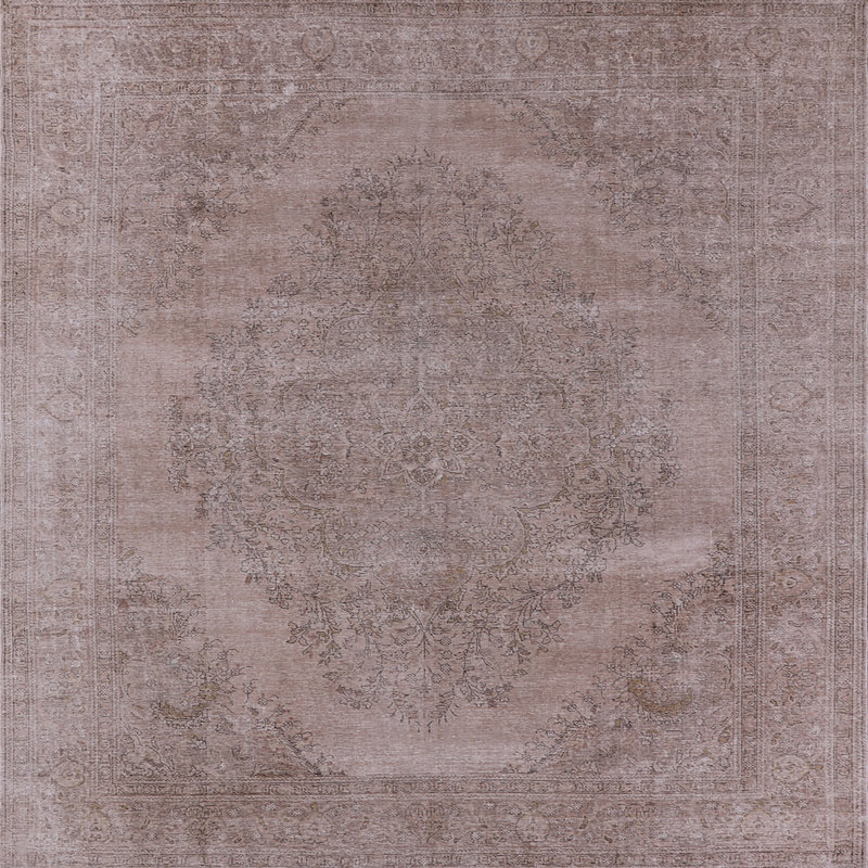 Tapis oriental gris, Carré 8 pi
