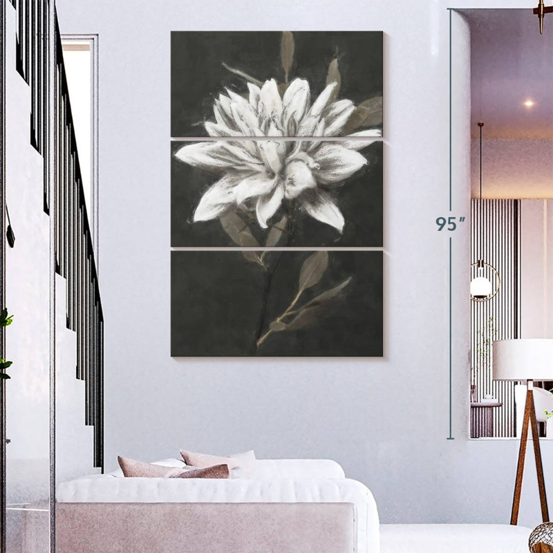 Harnek Fable Lotus III, 74" H x 48" W