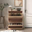 Porte-chaussures grande capacité à 2 portes rabattables, panneau de particules créé, assez d'espace pour les chaussures et les nécessités quotidiennes, revêtement, processus d'assemblage simple, armoire de rangement élégante et différente