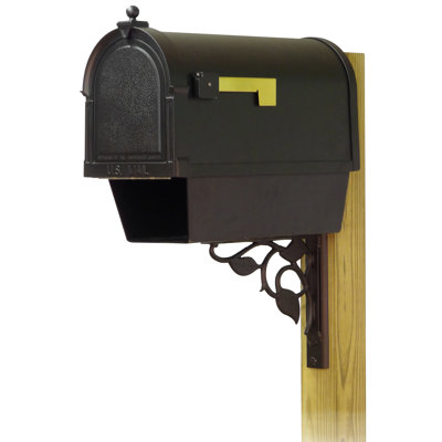 Berkshire Aluminum Post Mounted Mailbox