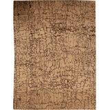 Area Rug in Brown/Dark Brown