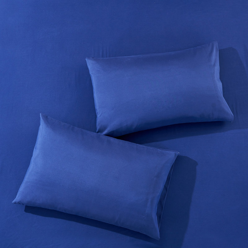 Ensemble d'édredon réversible en satin Zadie, Bleu marine, Édredon très grand et 7 pièces supplémentaires