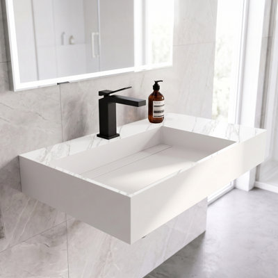 Lavabo de salle de bain mural 30 "avec comptoir Juniper - motif marbre blanc