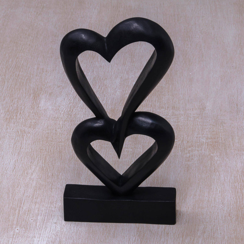 Sculpture romantique en bois Cytheria