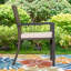Chaise avec accoudoirs en rotin brun foncé Leonard