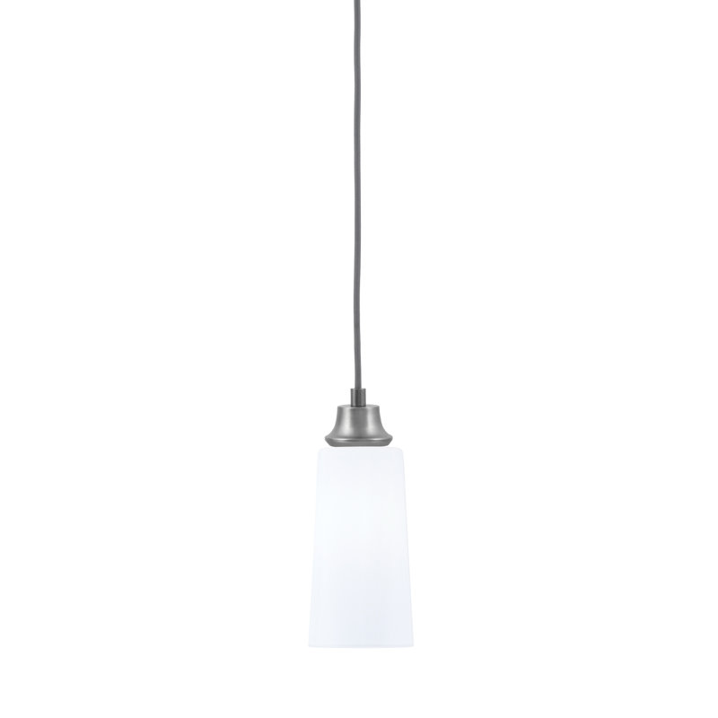 Luminaire suspendu Hunsinger illustré en finition graphite avec verre opale blanc l 5 po x H 9,75 po