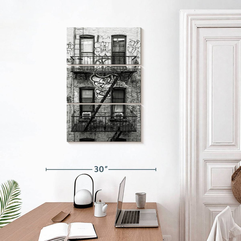 Lilie Urban Manhattan Stairs, H 32 po x l 20 po