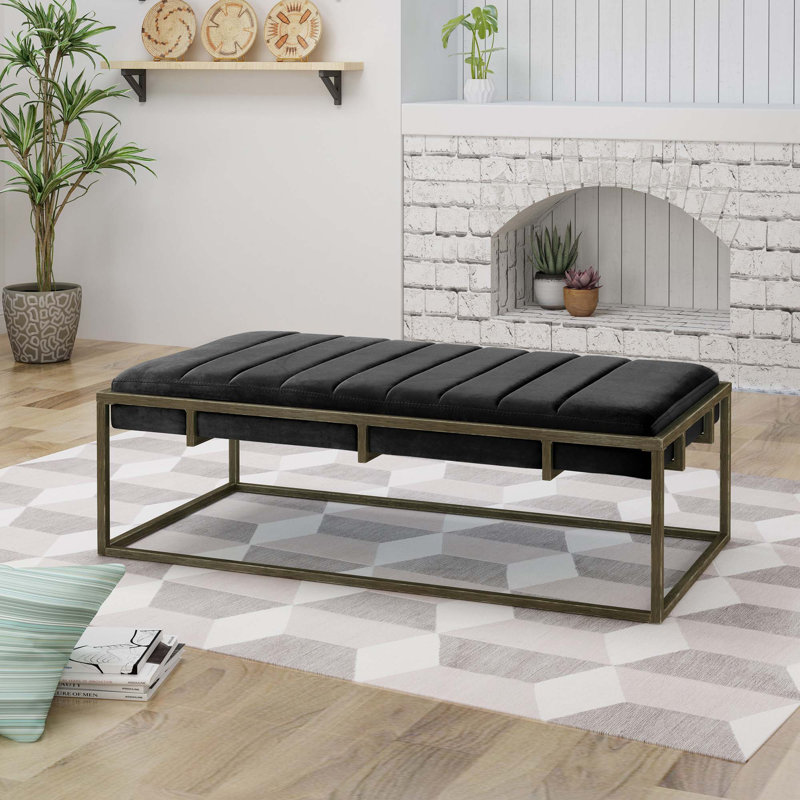 Banc Lidiya, Noir