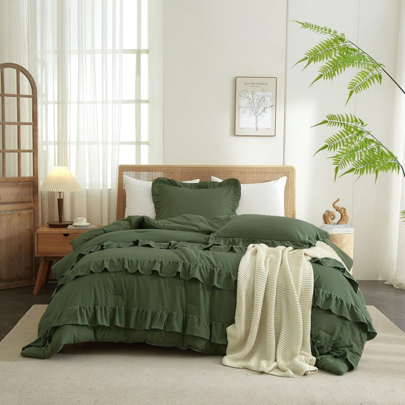 Microfiber Modern Style Comforter Set, Green, Queen Comforter + 2 Standard Pillowcases