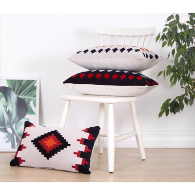 Coussin doux et confortable, 22,8 po x 13,0 po | Housse 50% coton / 50% polyester, rembourrage 100% fibres | Revers stratifié et feutré pour plus de durabilité | Parfait pour la décoration intérieure et la détente