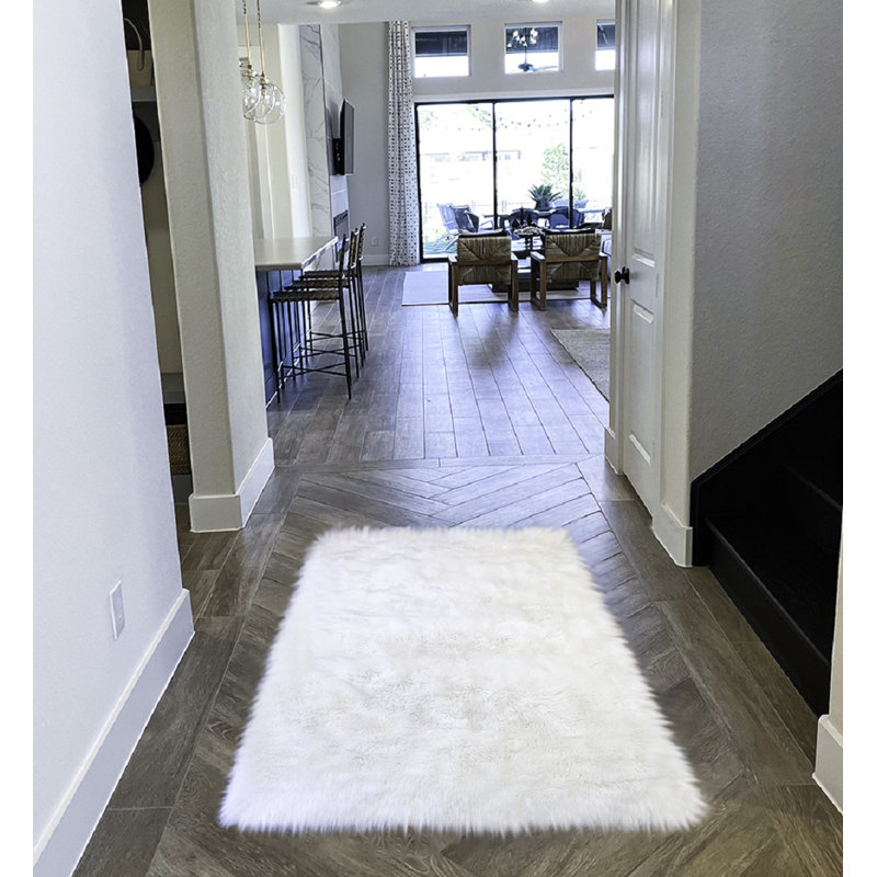Mar Vista Performance Faux Sheepskin Indoor Rug, Rectangle 12' x 14'