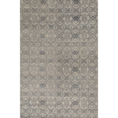 Windsom Damask Area Rug in Gray/Brown