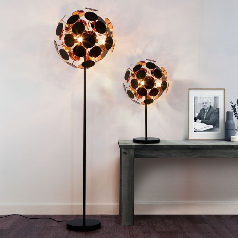 Chesler Metal Table Lamp