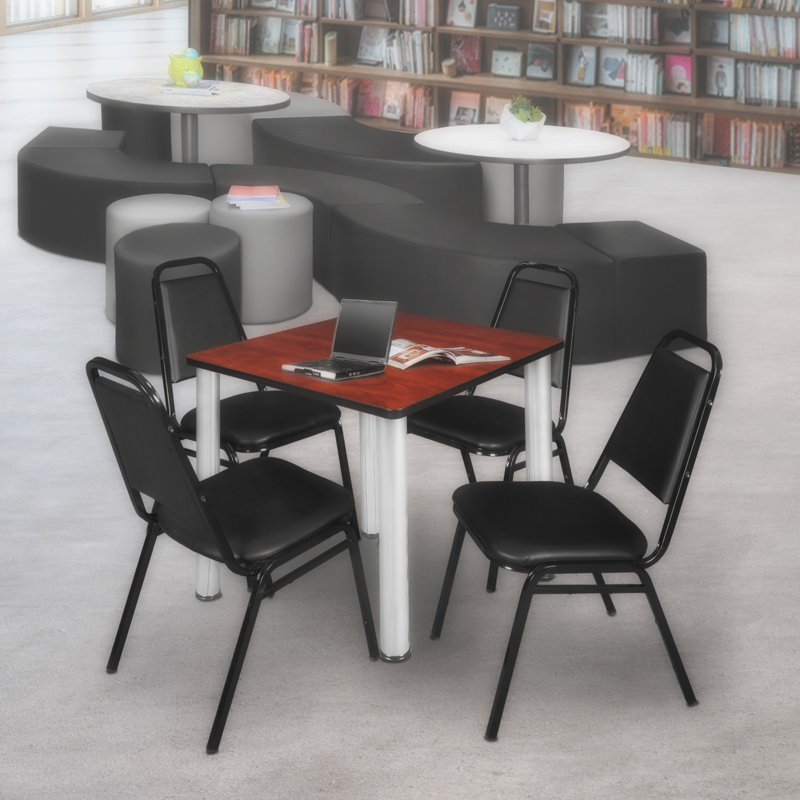 Plateau de table Kee Square, 4 chaises empilables, H 30 po x l 29 po x P 29 po, Cerisier, Chrome