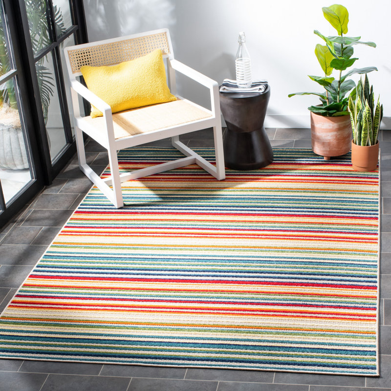 Tapis intérieur / extérieur rayé Kamari Performance, Rectangle 5 pi 3 po x 7 pi 6 po