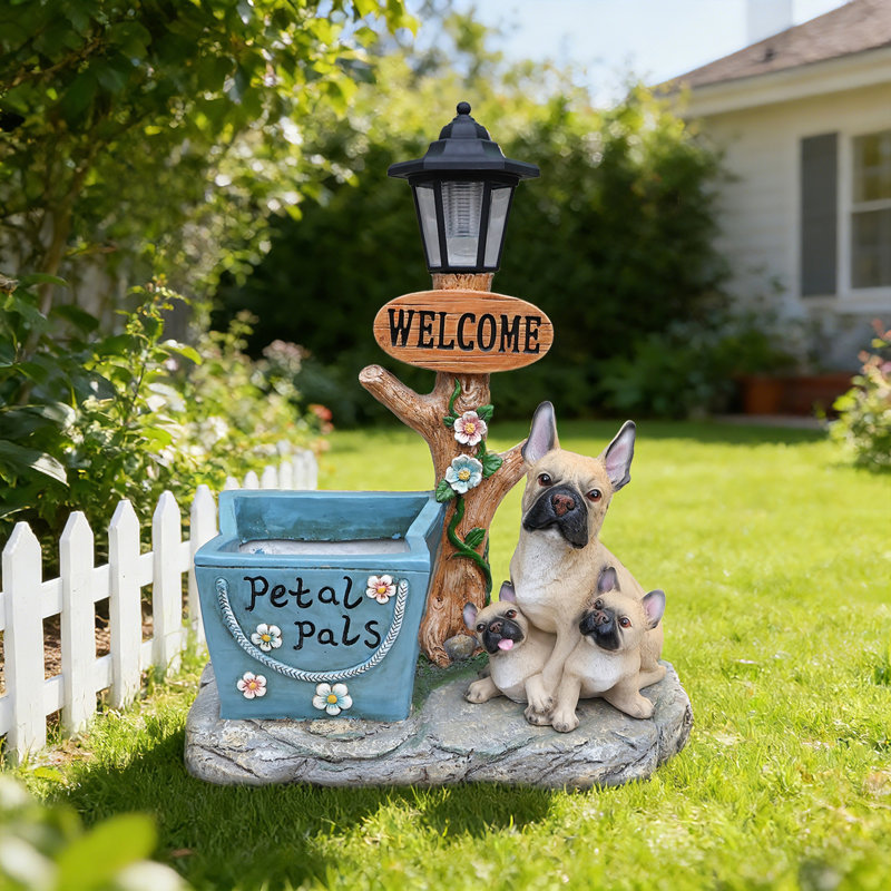 Statue de jardin de bouledogue français