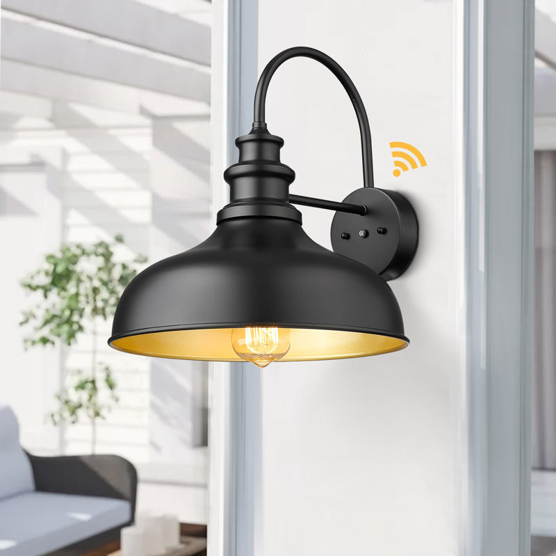 Lampe de lanterne murale d'extérieur Dusk To Dawn, Noir mat / Or, Noir mat