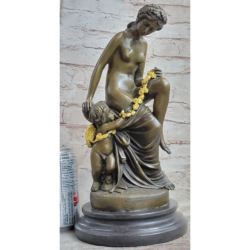 Figurines et sculptures