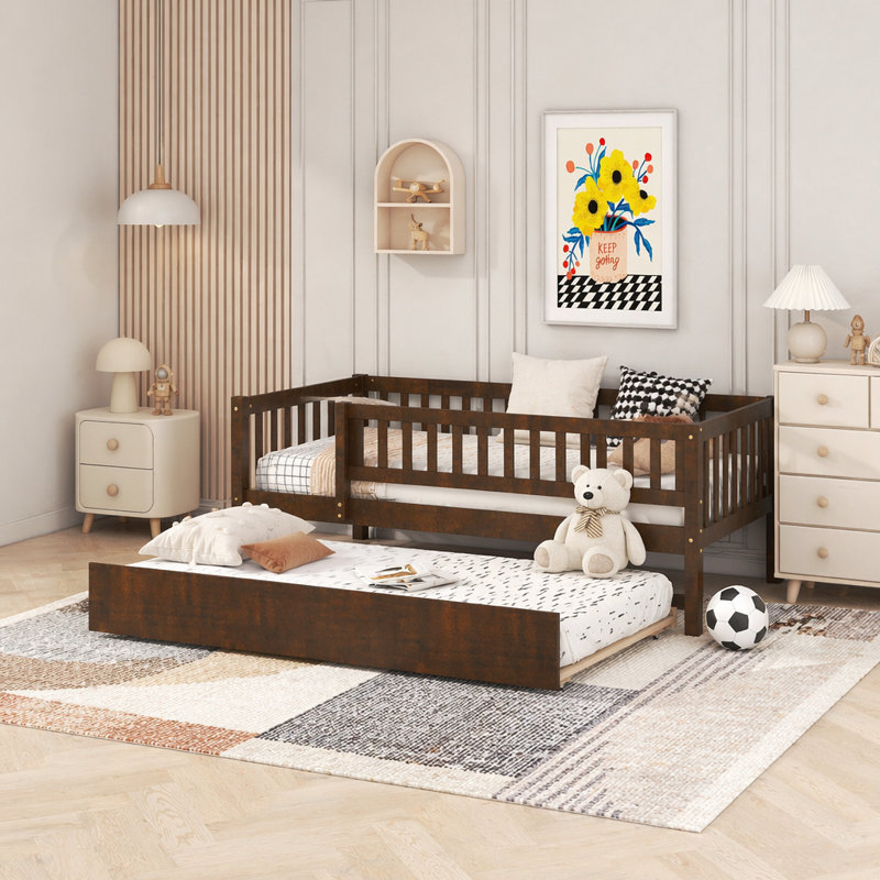 Lit de jour simple avec couchette et garde-corps pour plus de sécurité, Lit simple, Noyer