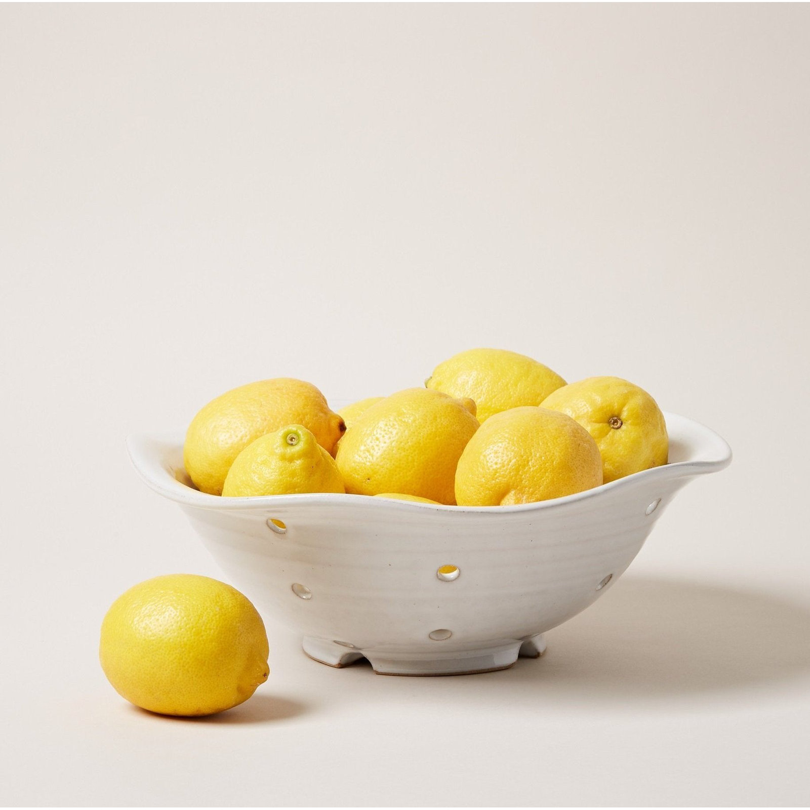 Windrow Fruit Bowl, Large: 12.5" x 4"