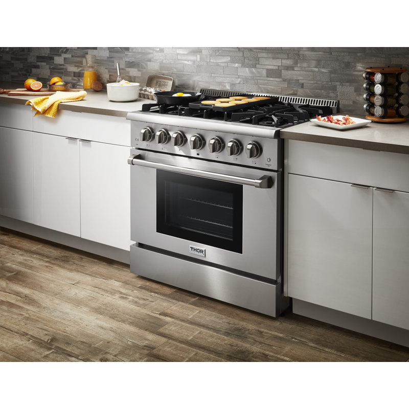 Propane 36 po 5,2 pi. Cu. Double autoportant avec four à convection