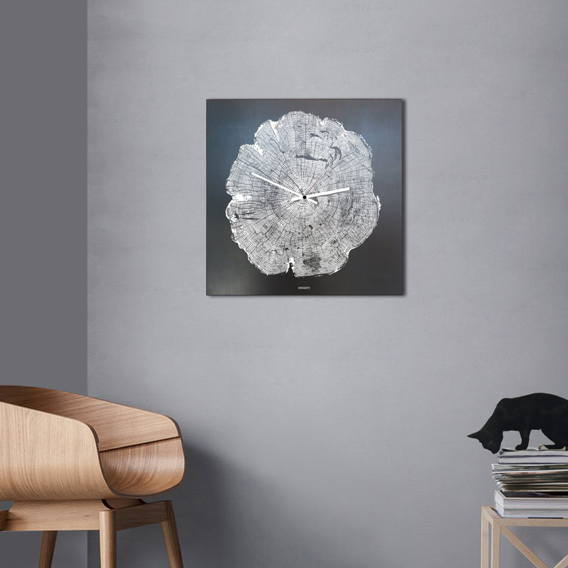 Summy Metal Wall Clock
