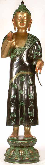 Bouddha marche de grande taille