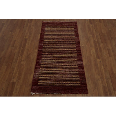 Luxueux tapis de style Gabbeh 3 x 6 avec des teintes naturelles et un attrait texturé
