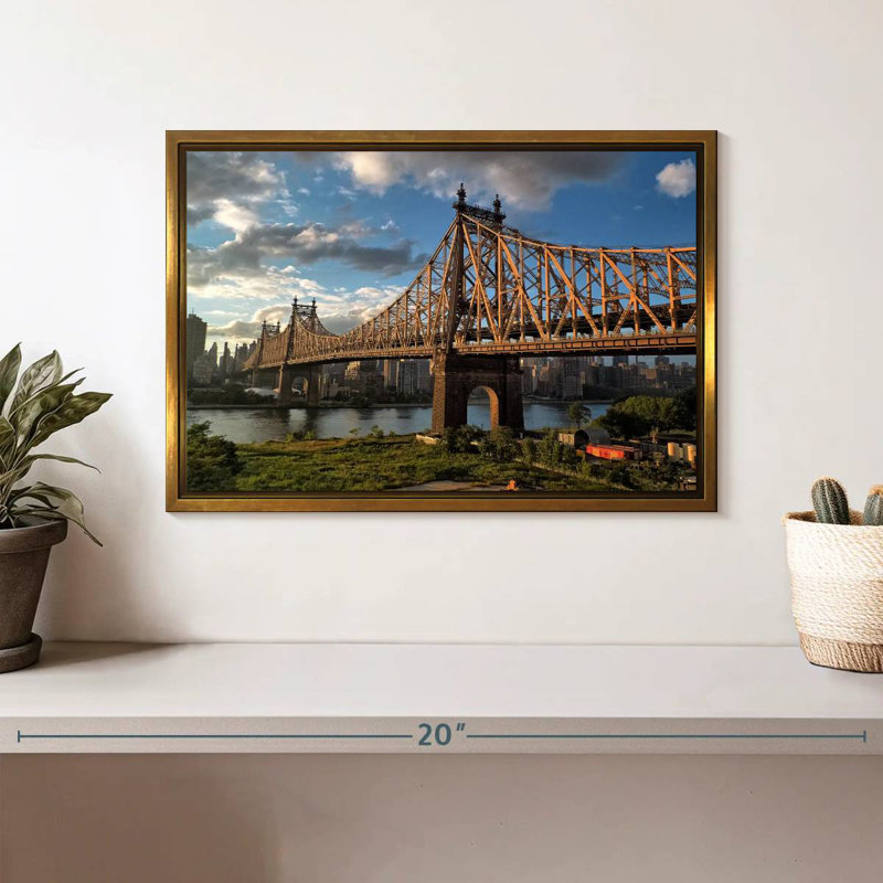 Pont de Queensboro, New York, 13 po x 9 po, Cadre flottant doré