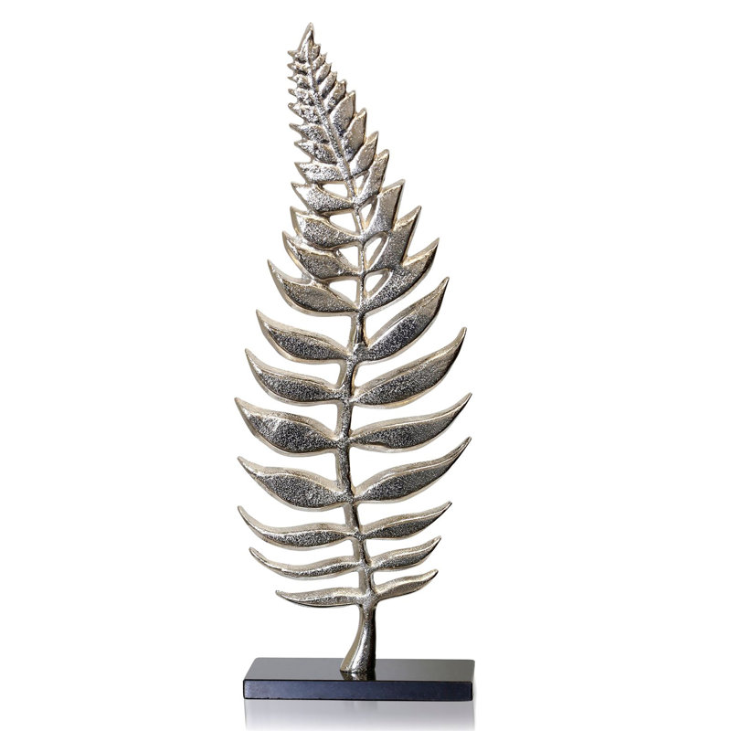 Yuette Landscape & Nature Statue
