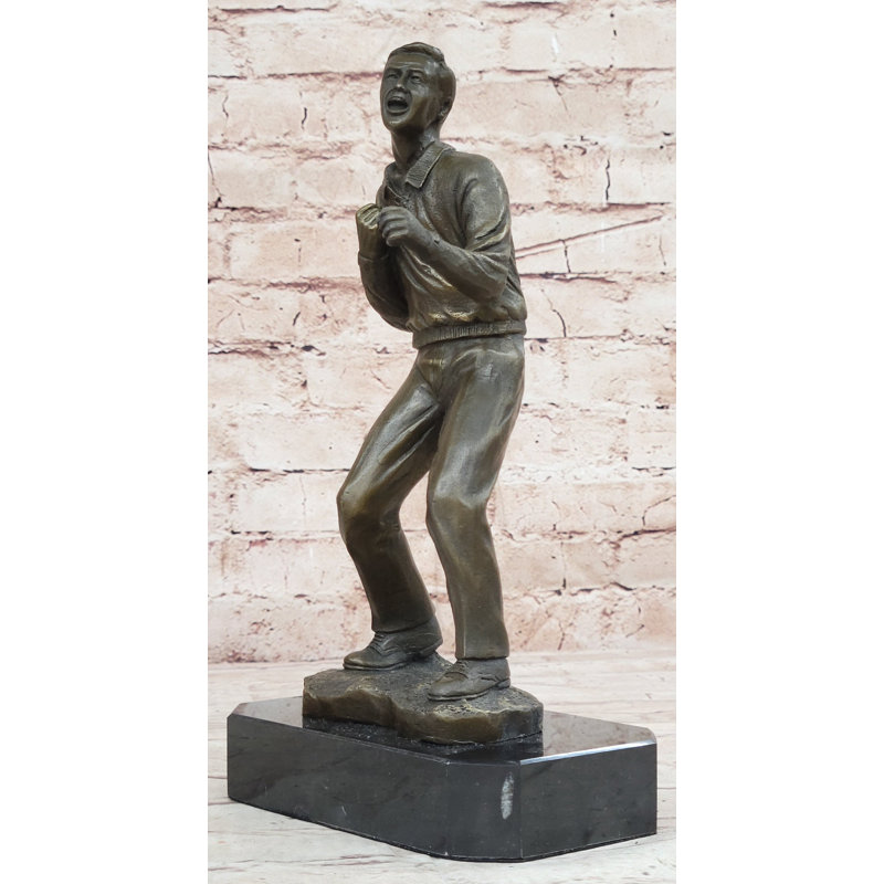 Figurines et sculptures Mirriam