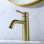 Robinet pour salle de bain à poignée simple 7,3 po à fixation sur le comptoir en or brossé-62859299-134231768