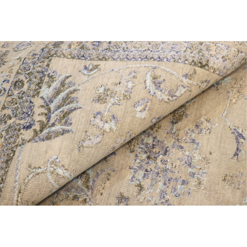 Transitional Hand-Knotted Silver Area Rug
