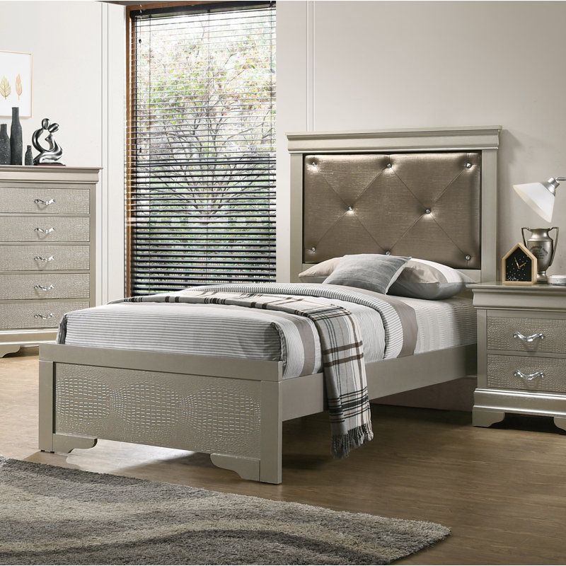 Upholstered Standard Bed, Twin