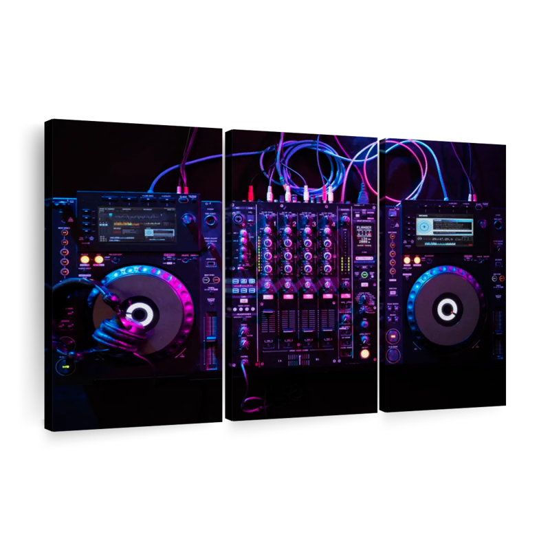" DJ Audio Controller ", 20" H x 33" W x 1.25" D
