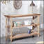 Console rustique à 3 niveaux avec des détails d'inspiration gothique, parfaite pour rehausser l'élégance et le rangement des entrées et des salons