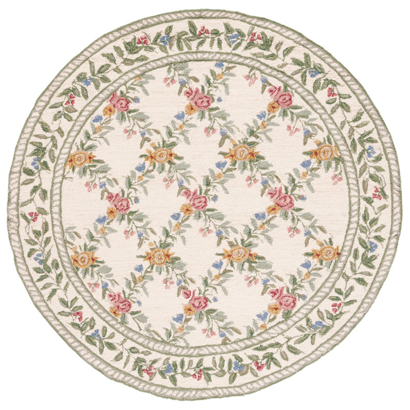 Hand Hooked Wool Pile Floral Rug, Round 5'6"