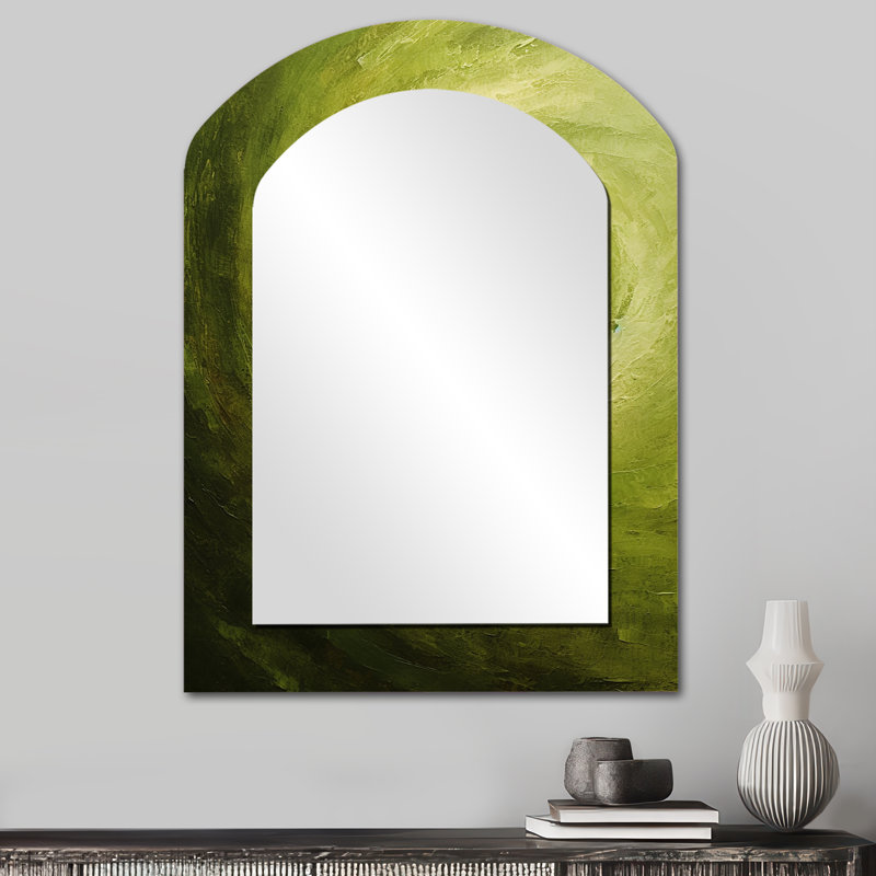 Green Orbit Spiral I - Miroir décoratif en forme d'arche abstraite sur métal, 34 po x 25 po