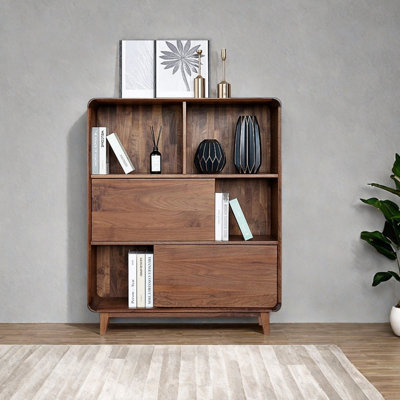 Simple small bookcase