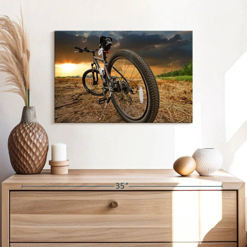 Coucher de soleil Mehar au-dessus d'un vélo, H 16 po x l 24 po
