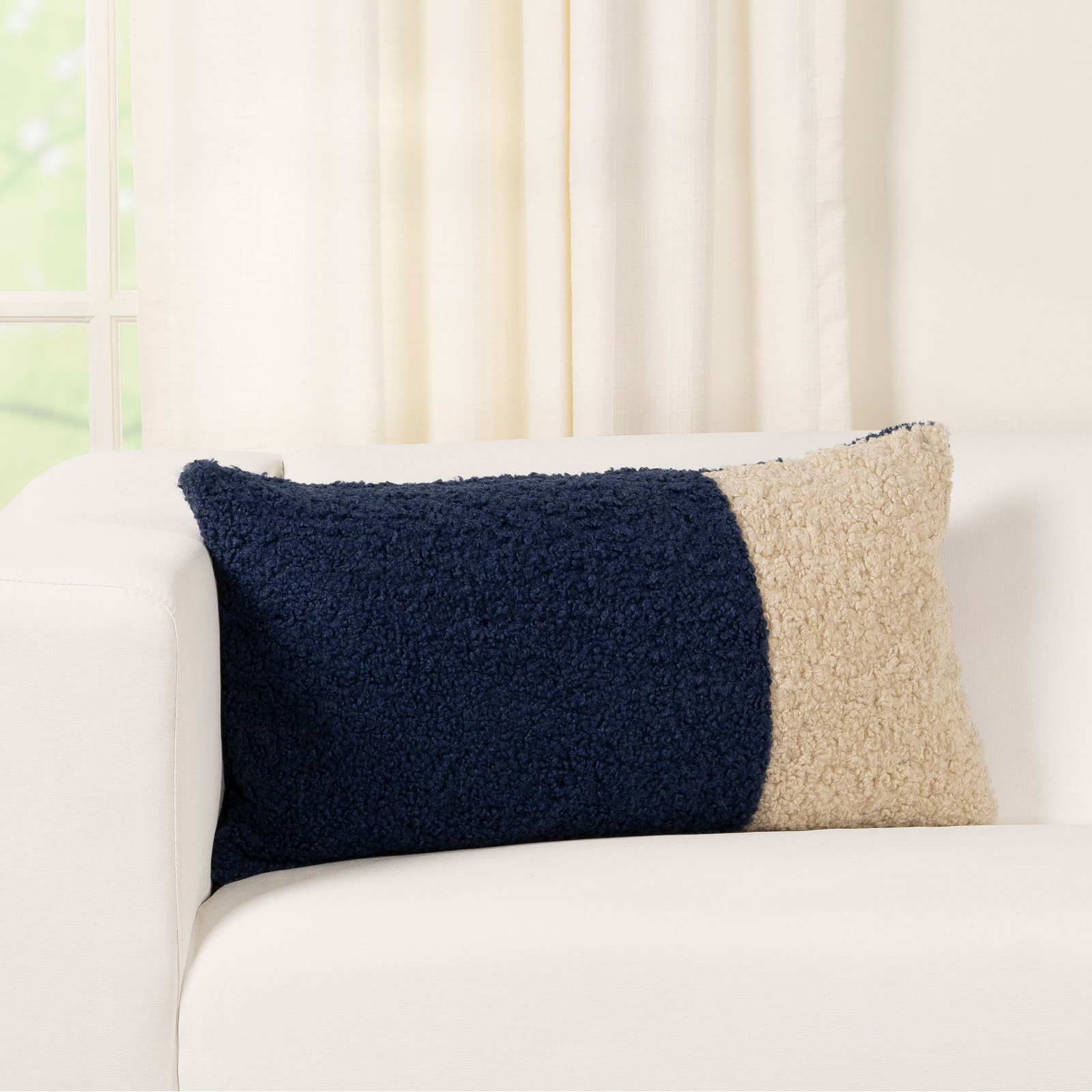 Hanka 26" x 14" Throw Pillow, Indigo