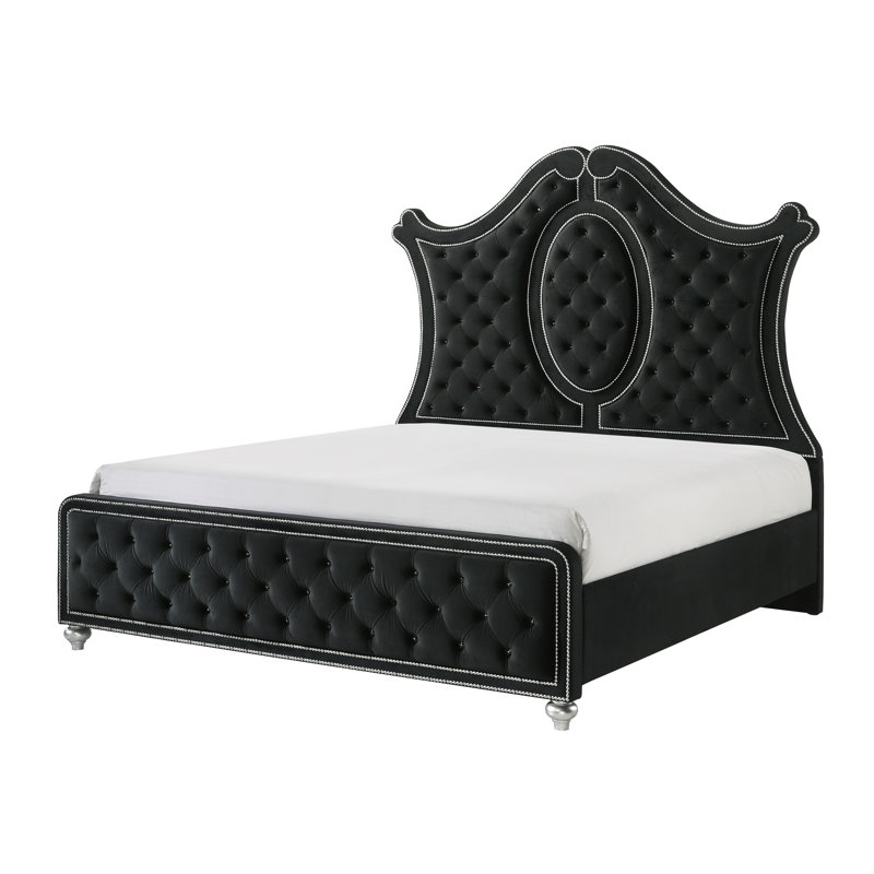 Très grand lit à panneau avec tête de lit capitonnée, revêtement luxueux, garniture cloutée et motif à losanges - noir moderne luxueux
