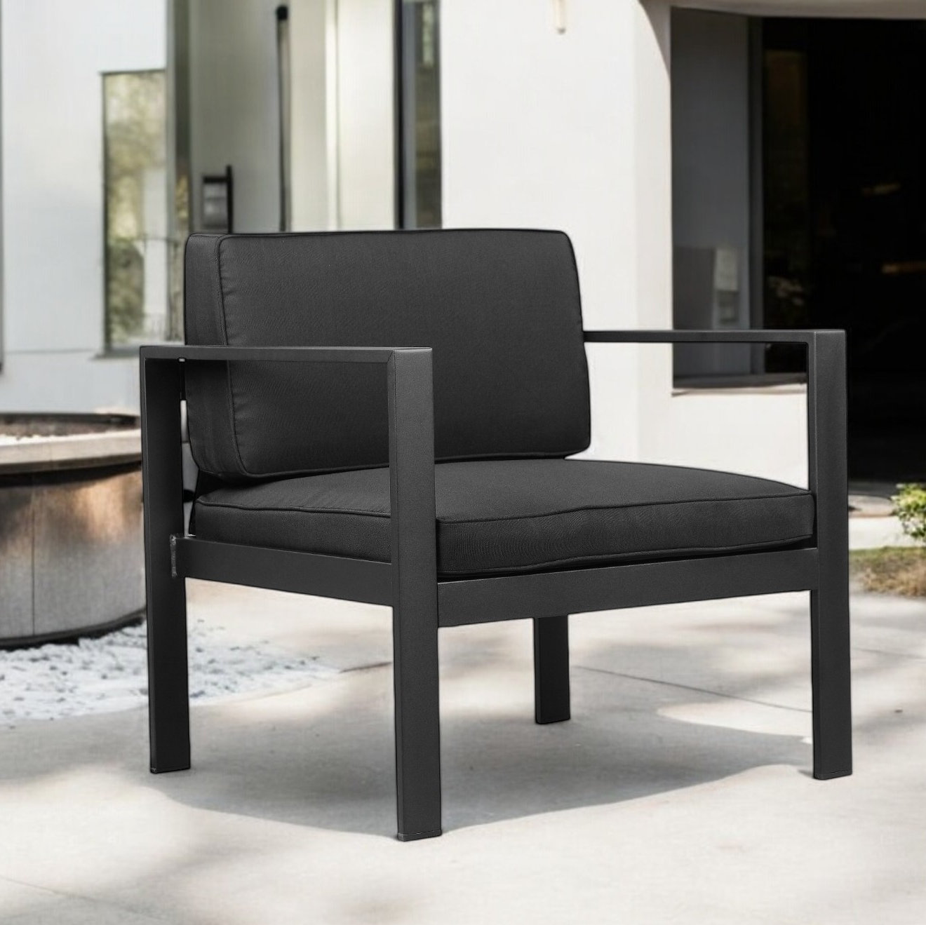 Aynura Patio Lounge Chair, Black