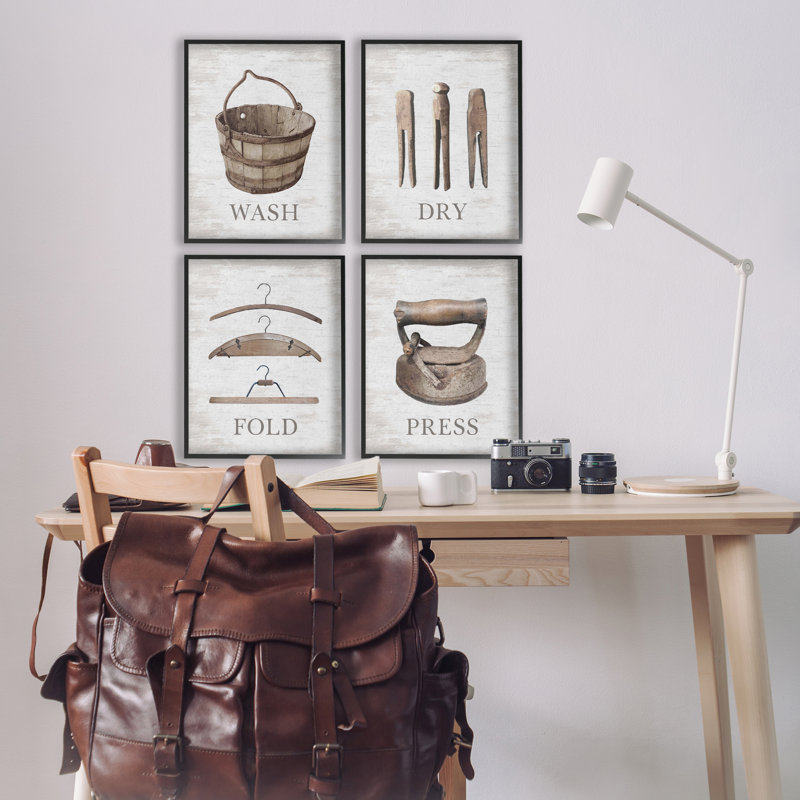  «Rustic Heirloom Laundry», ensemble de 4 giclées par Raye Allison Creations, H 20 po x l 16 po, Giclée encadrée noir minuit